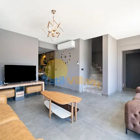 Shadow Villa *
