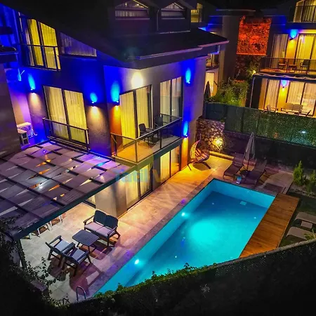Shadow Villa *